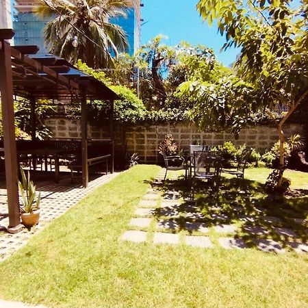 The Hub District Garden Suites Pasay Eksteriør bilde