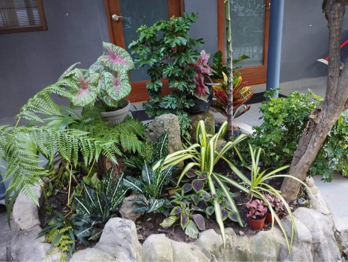 The Hub District Garden Suites Pasay Eksteriør bilde